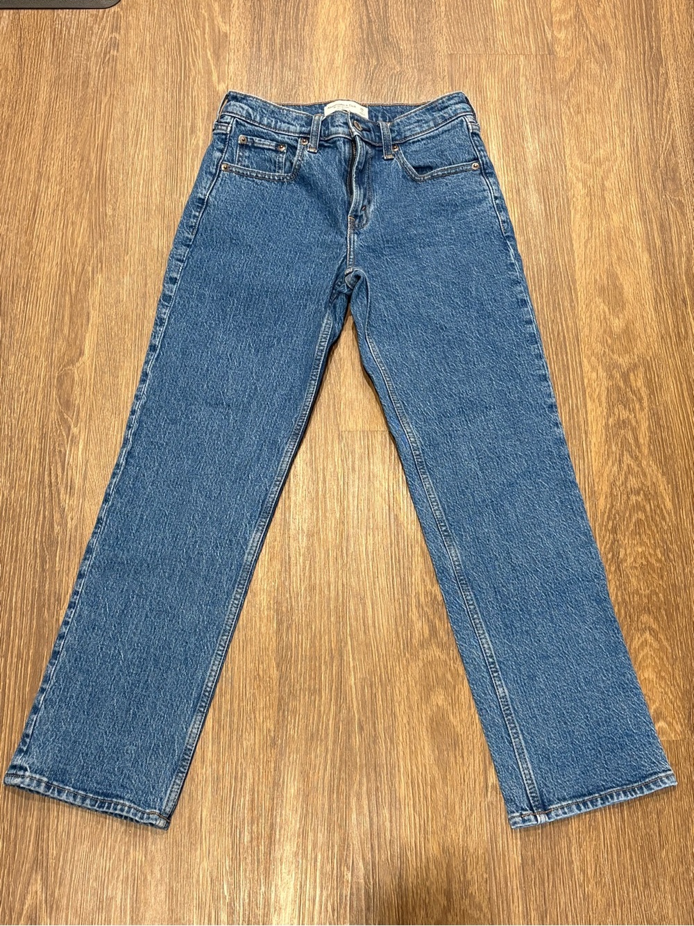 Abercrombie Mid-Rise 90s Straight Leg Classic Denim Jeans 26s 2 Short